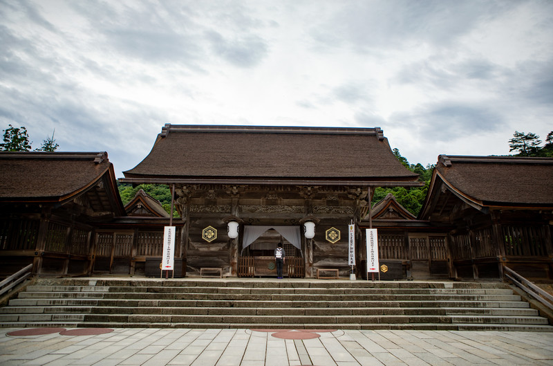 出雲大社の八足門